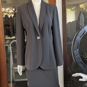Grey women's suit (jacket & skirt)